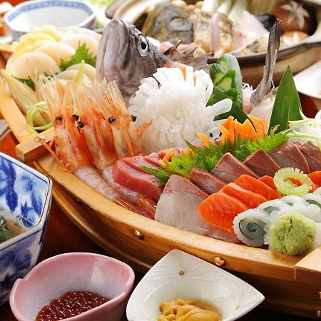 Shinsei Hotel Shakotan Екстериор снимка