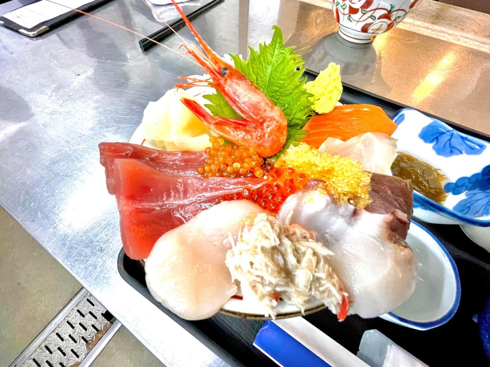 Shinsei Hotel Shakotan Екстериор снимка